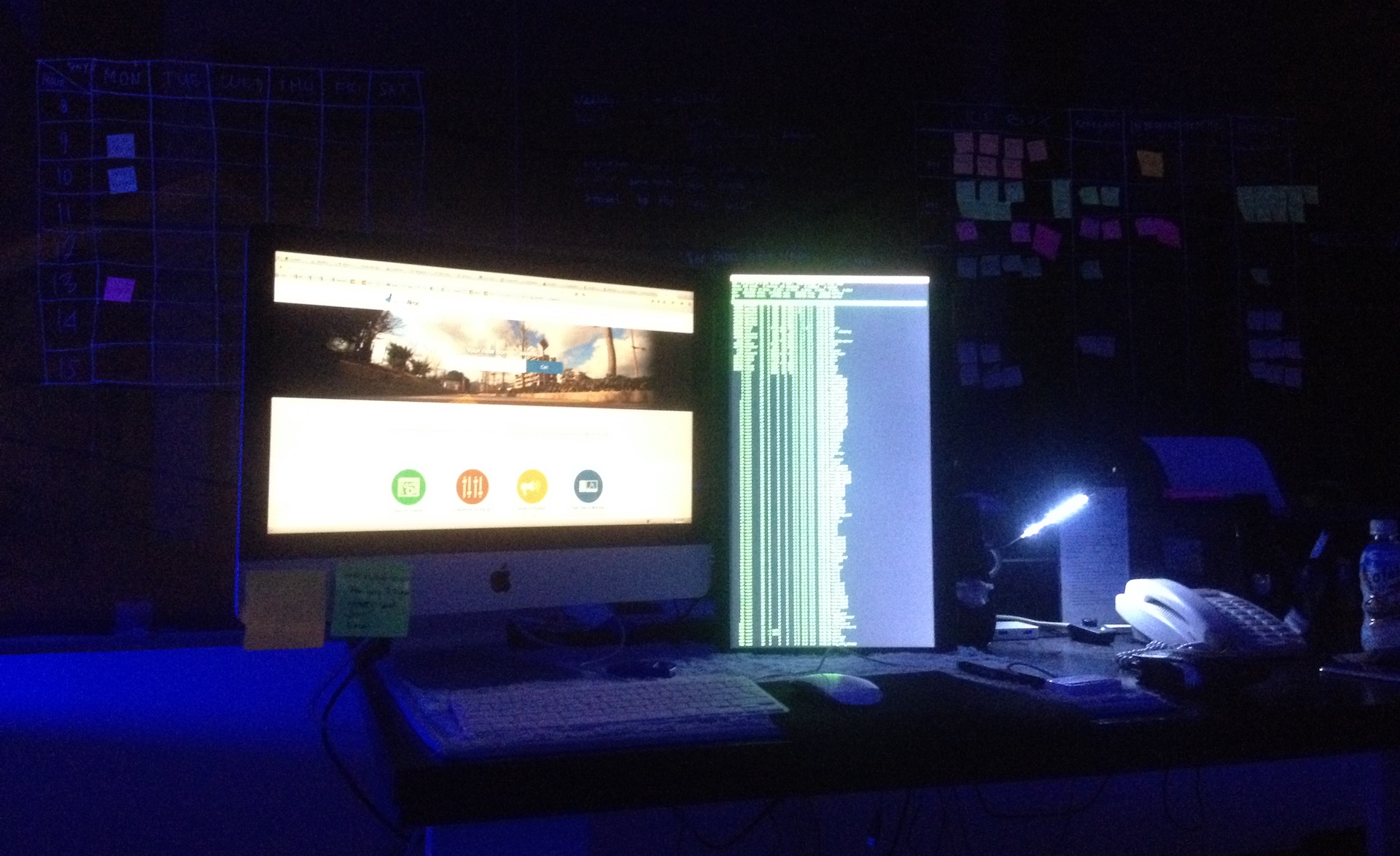 dual screen